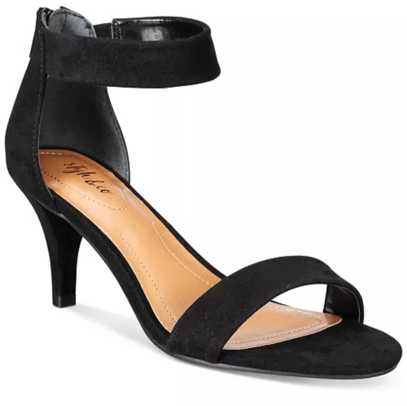 Shoes - Picture 3 of 3